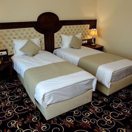 La Casa Cu Stuf Hotel Baldovinesti Buitenkant foto