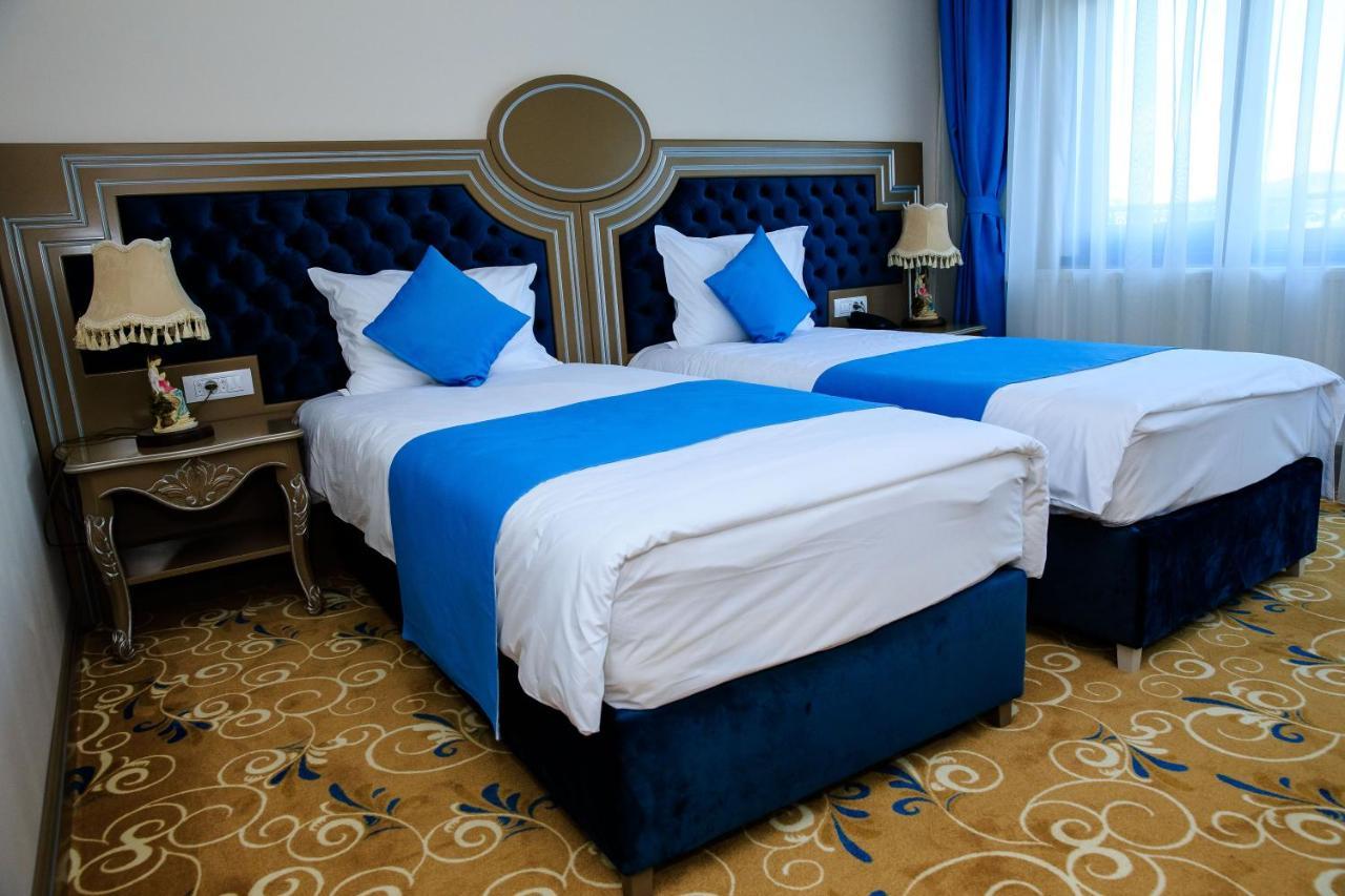 La Casa Cu Stuf Hotel Baldovinesti Buitenkant foto