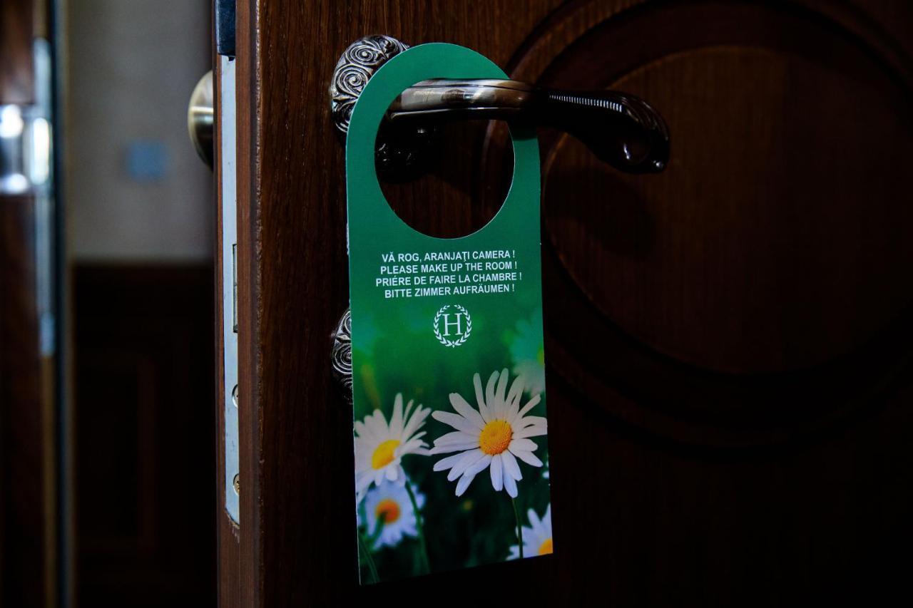 La Casa Cu Stuf Hotel Baldovinesti Buitenkant foto