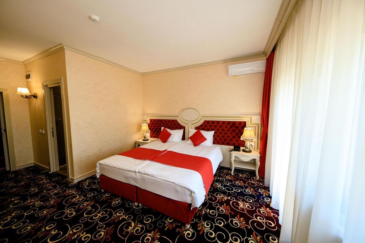 La Casa Cu Stuf Hotel Baldovinesti Buitenkant foto
